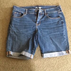 Long Old Navy denim jean shorts
